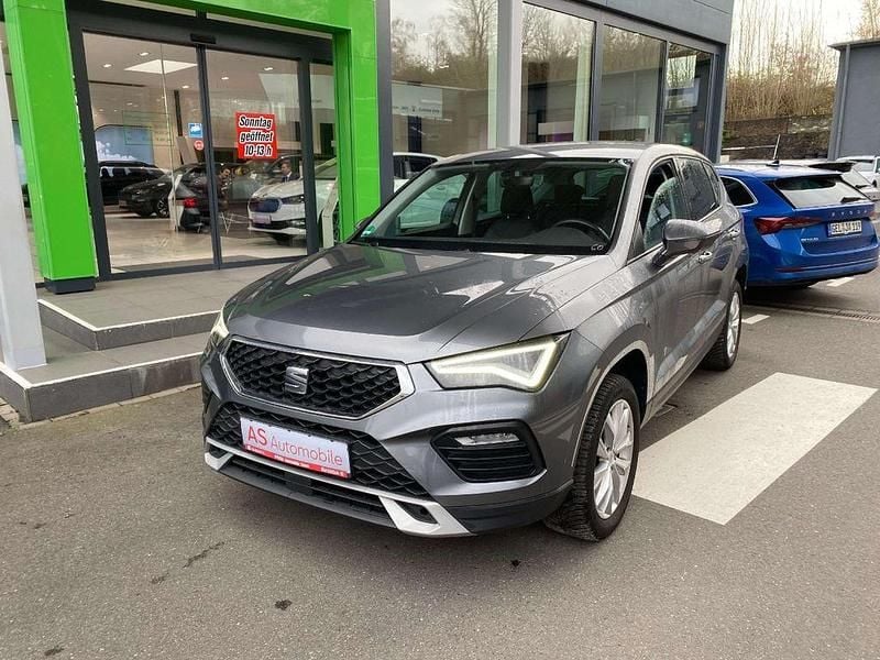 Graphitgrau Gebraucht 2022 Seat Ateca Style SUV | 20.880 € - Bild 1/4
