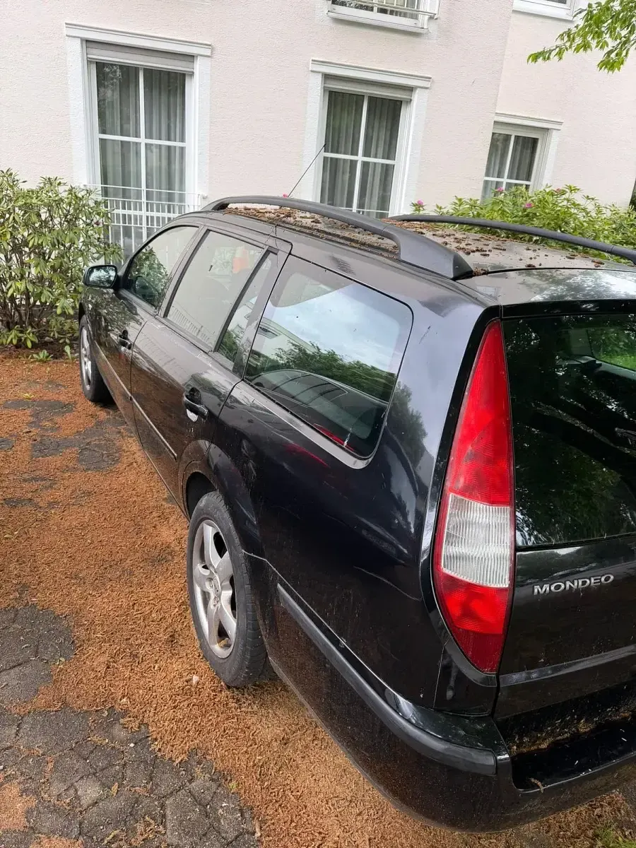 Używany Ford Mondeo 115 KM (84 kW) 2003 Czarny Kombi