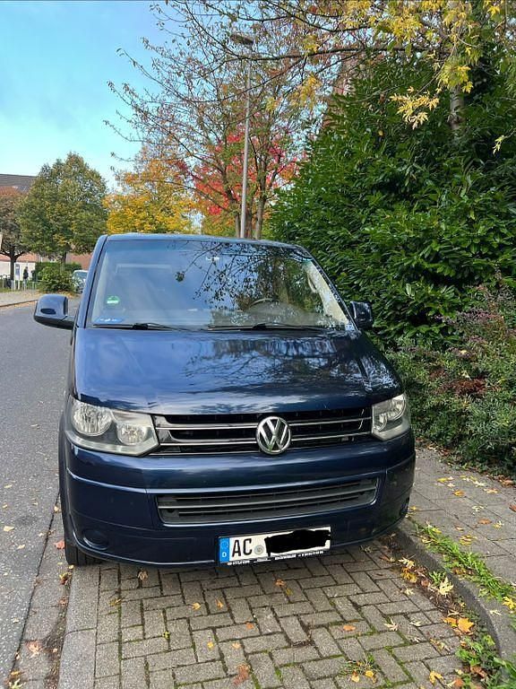 Gebraucht VW Caravelle 102 PS (75 kW) 2011 Blau Van / Kleinbus