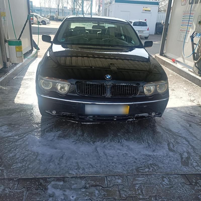 Gebraucht BMW 730 220 PS (161 kW) 2004 Limousine