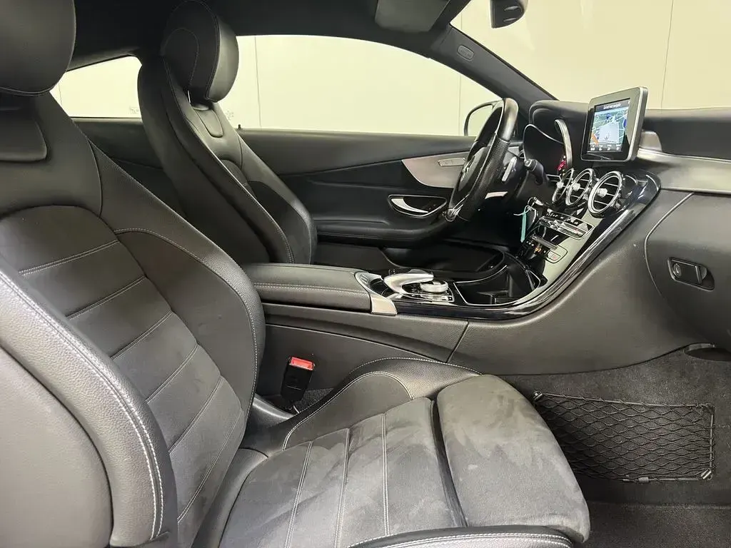 Gebraucht Mercedes C180 AMG line 156 PS (114 kW) 2016 Grau Coupé