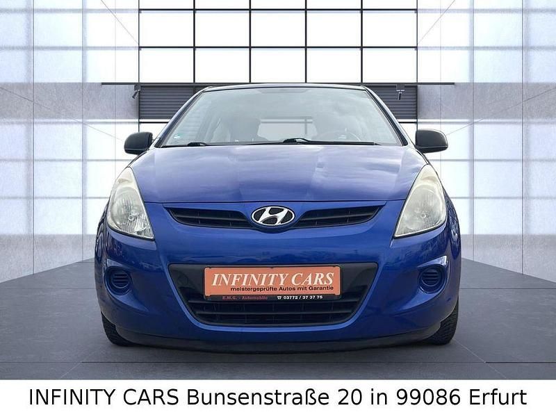 Gebraucht Hyundai i20 Classic 77 PS (56 kW) 2009 Blau Kleinwagen