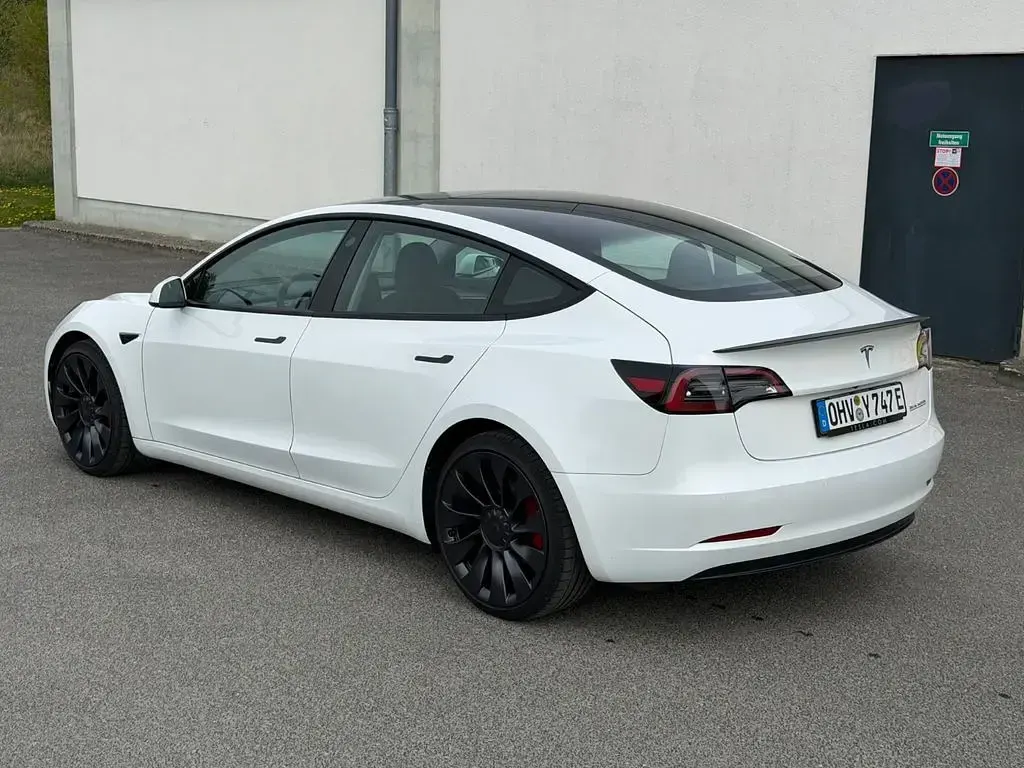 Usado Tesla Model 3 Performance 377 kW (513 CV) 2022 Blanco Berlina