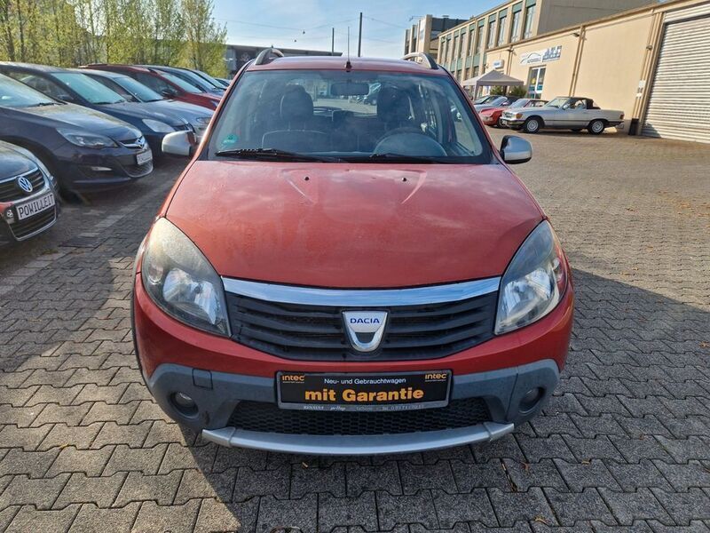 Gebraucht Dacia Sandero Stepway 87 PS (63 kW) 2010 Rot Kleinwagen