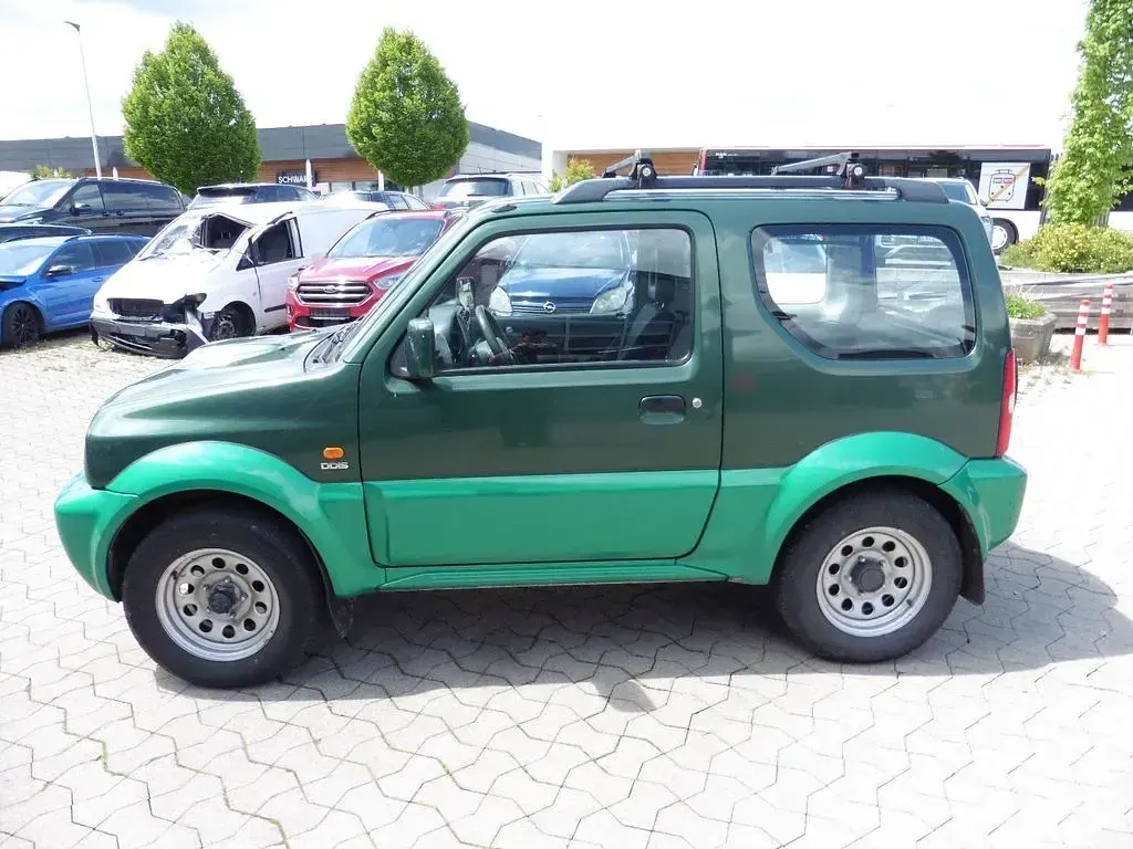 Używany Suzuki Jimny 65 KM (47 kW) 2009 Zielony SUV
