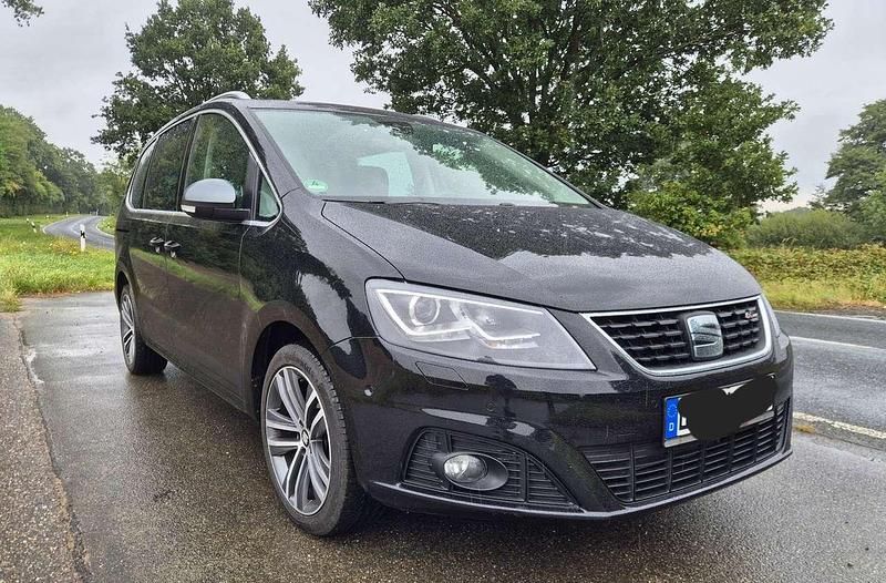 Schwarz Gebraucht 2019 Seat Alhambra FR-Line Van / Kleinbus | 23.999 € (Fairer Preis) - Bild 1/4