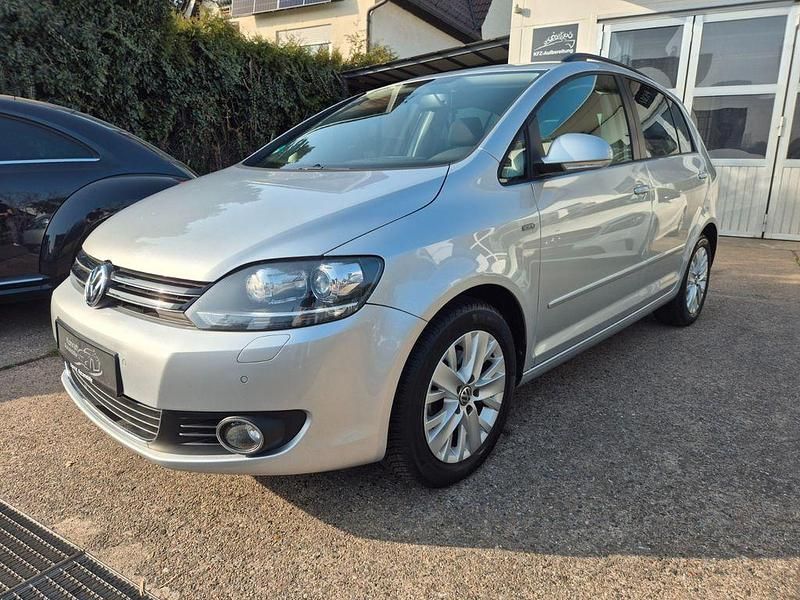 Gebraucht VW Golf VII Life 105 PS (77 kW) 2012 Silber Limousine