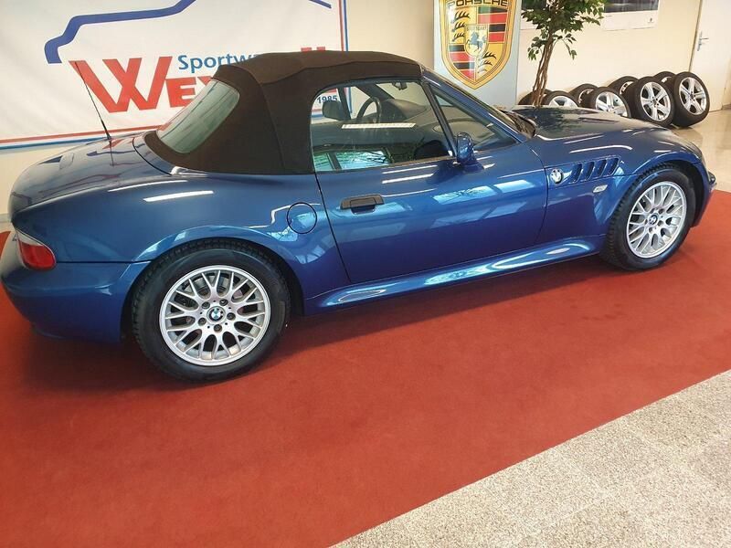 Blau Gebraucht 2002 BMW Z3 M Sport Cabrio | 6.990 € - Bild 1/4