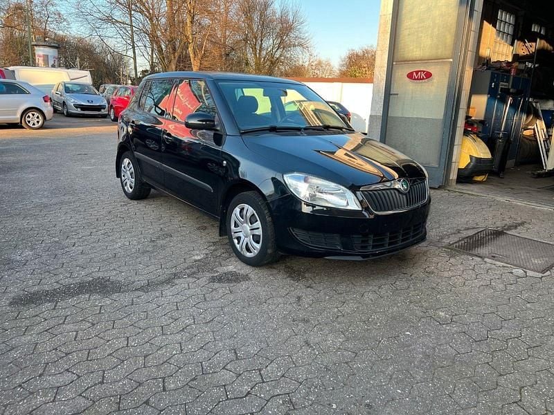 Gebraucht Skoda Fabia Ambiente 69 PS (50 kW) 2011 Schwarz Kleinwagen