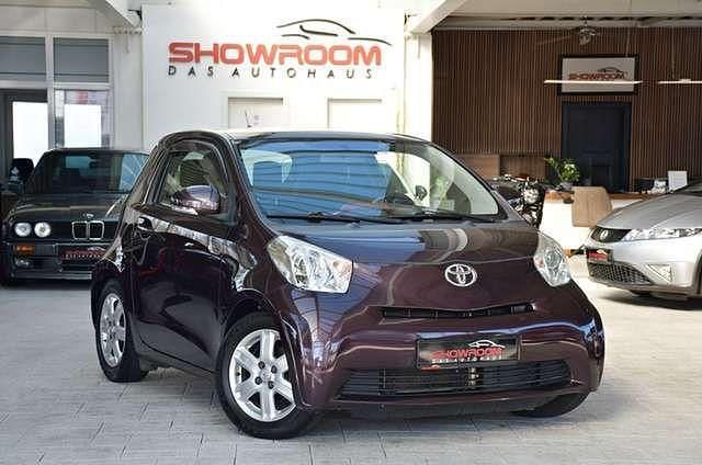 Violet Gebraucht 2011 Toyota iQ Kleinwagen | 2.550 € (Guter Preis) - Bild 1/4