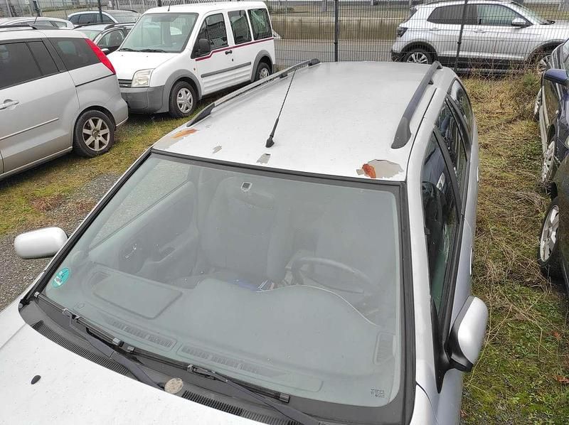Gebraucht Nissan Primera Comfort 114 PS (83 kW) 2001 Silber Kombi