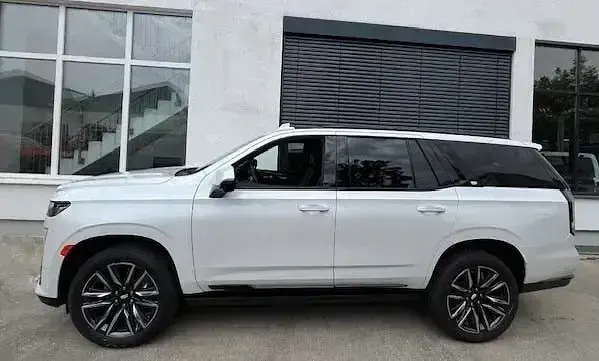 Gebraucht Cadillac Escalade 481 PS (353 kW) 2025 Weiß SUV