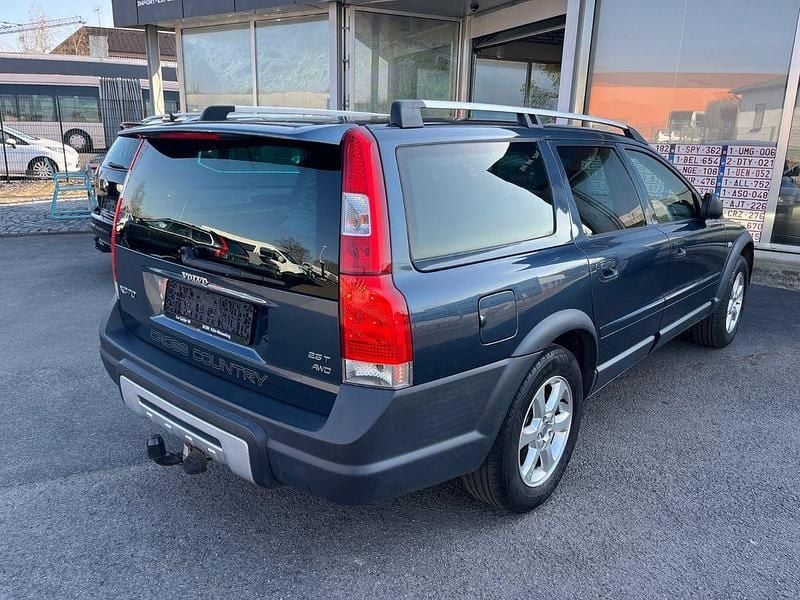 Gebraucht Volvo XC70 209 PS (153 kW) 2005 Blau Kombi