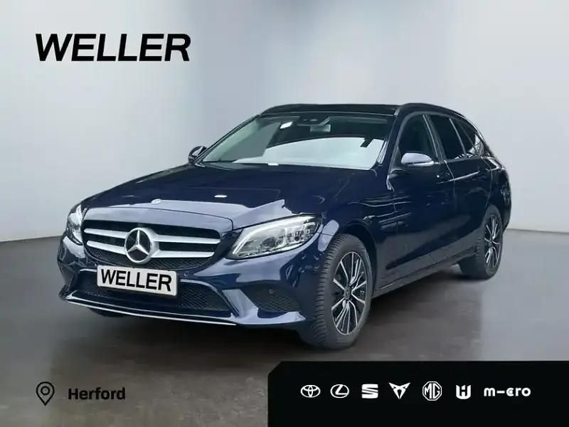 Blau Gebraucht 2019 Mercedes C220 Kombi | 26.380 € (Guter Preis) - Bild 1/3