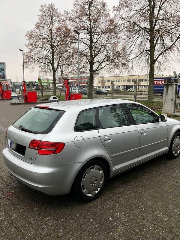 Usata Audi A3 125 CV (91 kW) 2009 Argento Utilitaria