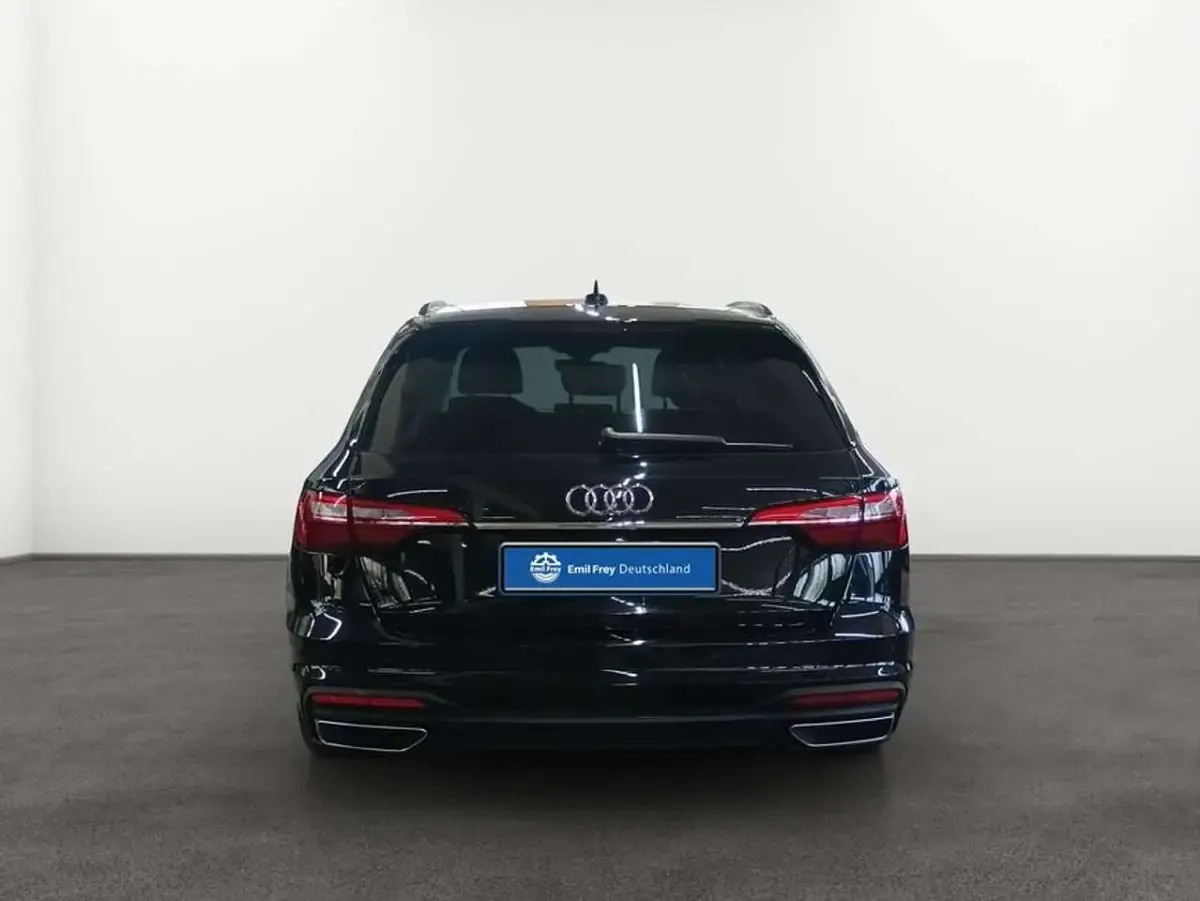 Gebraucht Audi A4 Basis 150 PS (110 kW) 2022 Mythosschwarz metallic Kombi