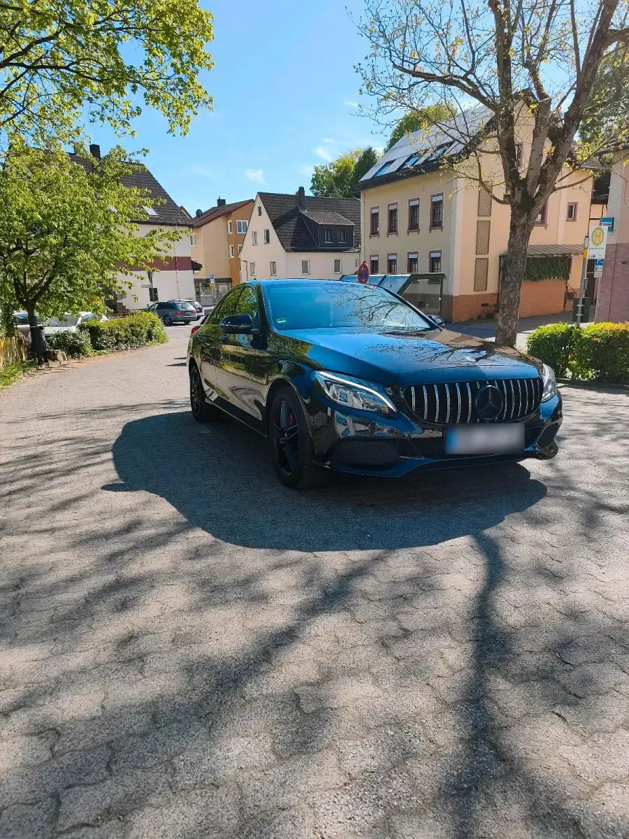 Gebraucht Mercedes C200 184 PS (135 kW) 2016 Schwarz Limousine