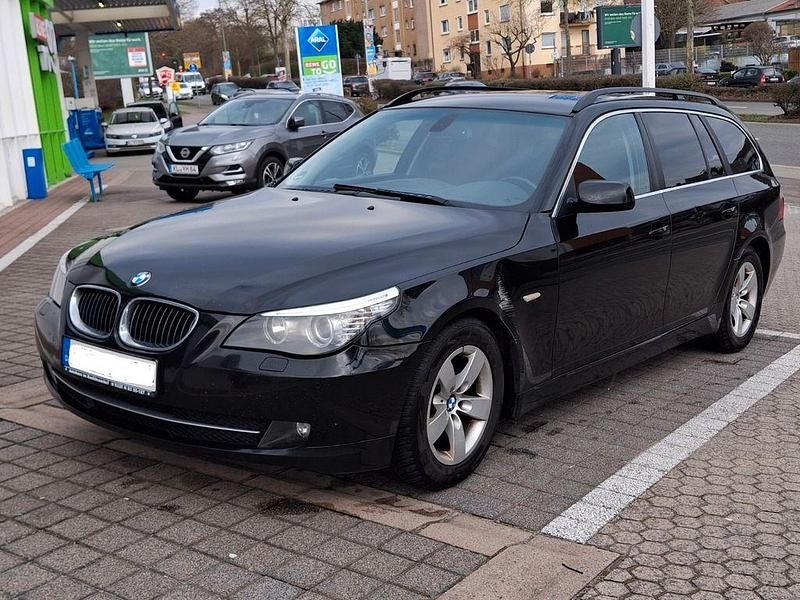 Second-hand BMW 523 190 CP (139 kW) 2008 Negru Break