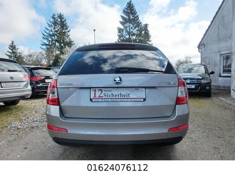 Gebraucht Skoda Octavia 150 PS (110 kW) 2014 Beige Kleinwagen