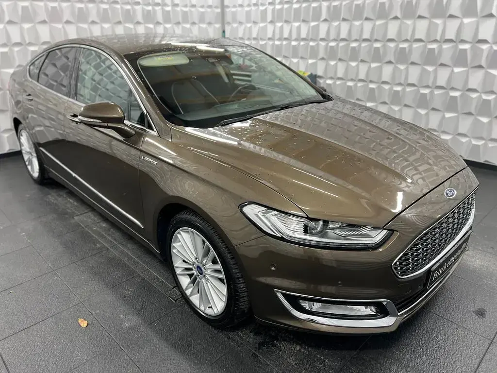 Gebraucht Ford Mondeo Vignale 150 PS (110 kW) 2017 Braun Limousine