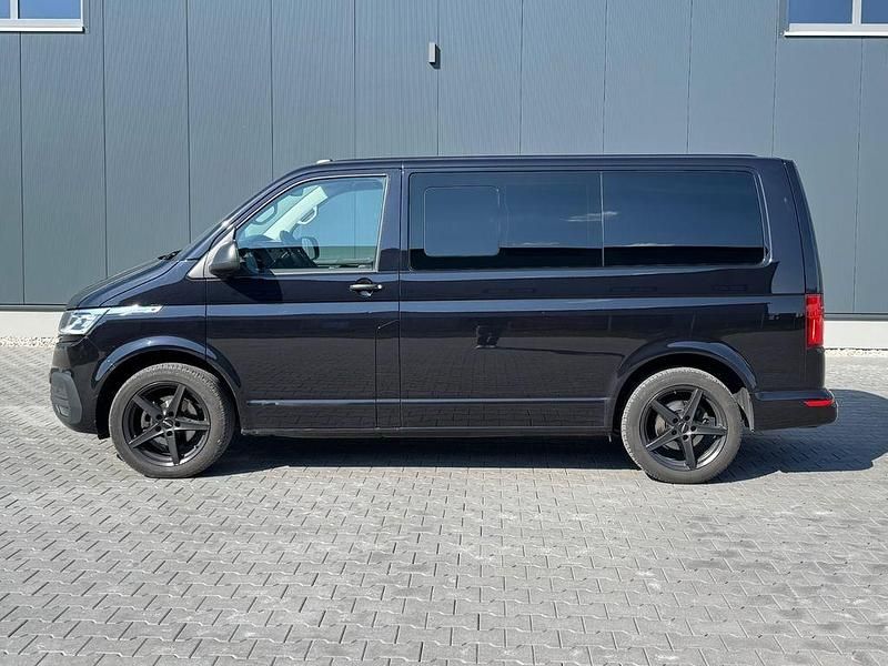 Gebraucht VW Multivan 150 PS (110 kW) 2021 Schwarz Van
