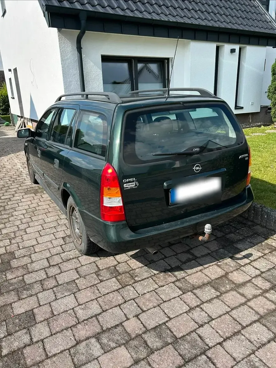 Gebraucht Opel Astra 84 PS (61 kW) 2002 Grün Kombi