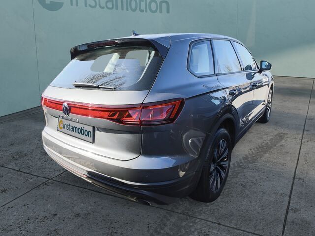 Gebraucht VW Touareg 286 PS (210 kW) 2024 Grau SUV