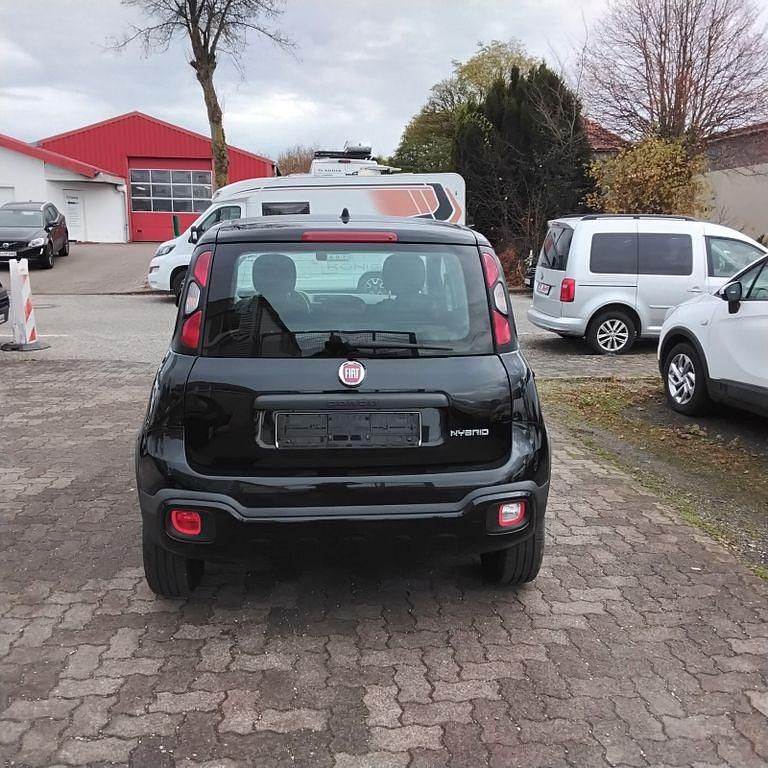 Gebraucht Fiat Panda 69 PS (50 kW) 2023 Schwarz Limousine
