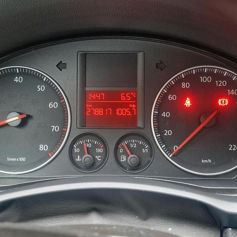 Gebraucht VW Golf V 102 PS (75 kW) 2005 Grau Kleinwagen