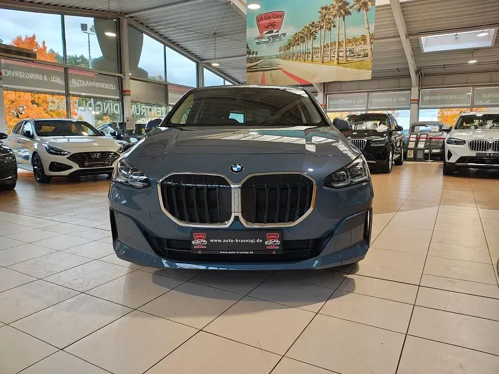 Gebraucht BMW 218 Active Tourer 150 PS (110 kW) 2023 Grau Van / Kleinbus