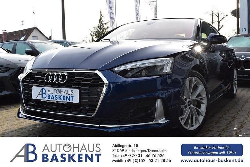 Blau Gebraucht 2021 Audi A5 Sportback Sport Kleinwagen | 31.790 € (Fairer Preis) - Bild 1/4