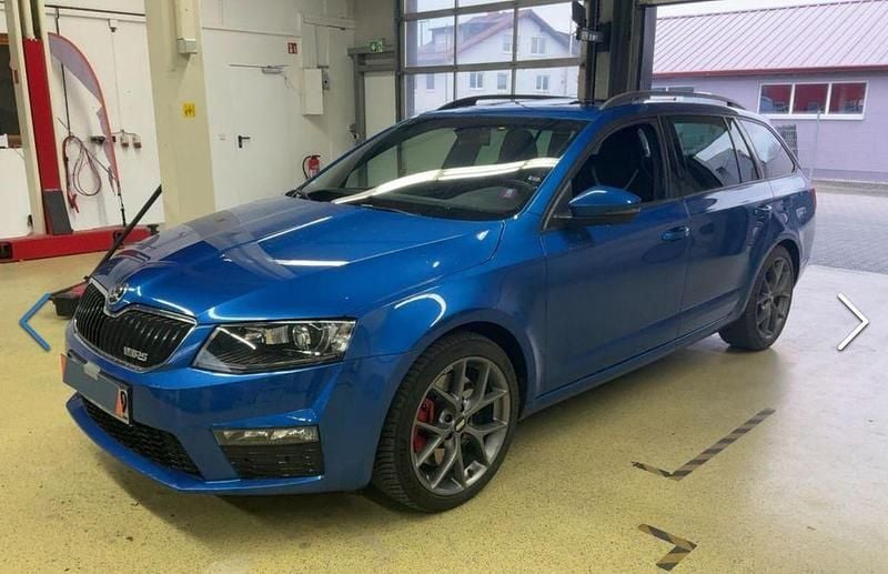 Modra race/race blue Gebraucht 2015 Skoda Octavia RS Kombi | 16.999 € (Teuer) - Bild 1/4