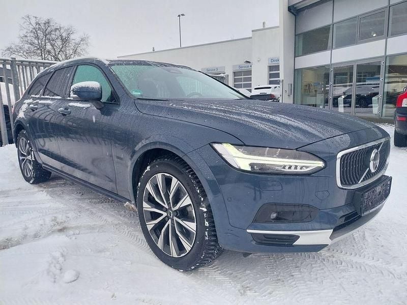 Denim blue Gebraucht 2022 Volvo V90 CC Plus Kombi | 38.390 € (Superpreis) - Bild 1/4