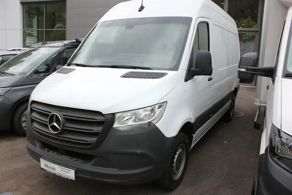 Gebraucht Mercedes Sprinter 170 PS (125 kW) 2021 Arktikweiss Van