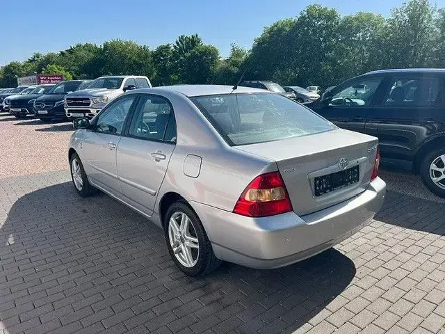 Gebraucht Toyota Corolla Sol 110 PS (80 kW) 2004 Silber Limousine