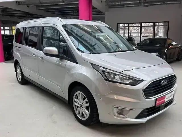 Gebraucht Ford Grand Tourneo Connect Titanium 120 PS (88 kW) 2020 Silber Van / Kleinbus