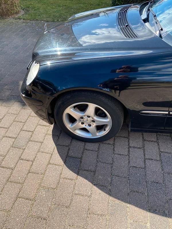 Gebraucht Mercedes C200 Elegance 163 PS (119 kW) 2001 Schwarz Limousine