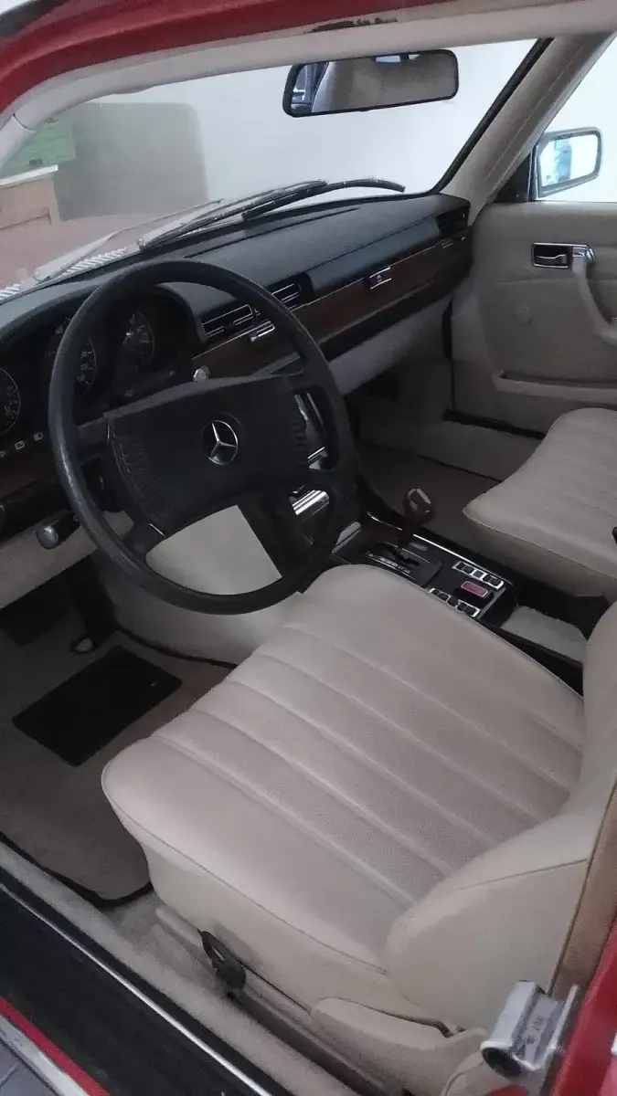 Gebraucht Mercedes 280 180 PS (132 kW) 1976 Rot Limousine