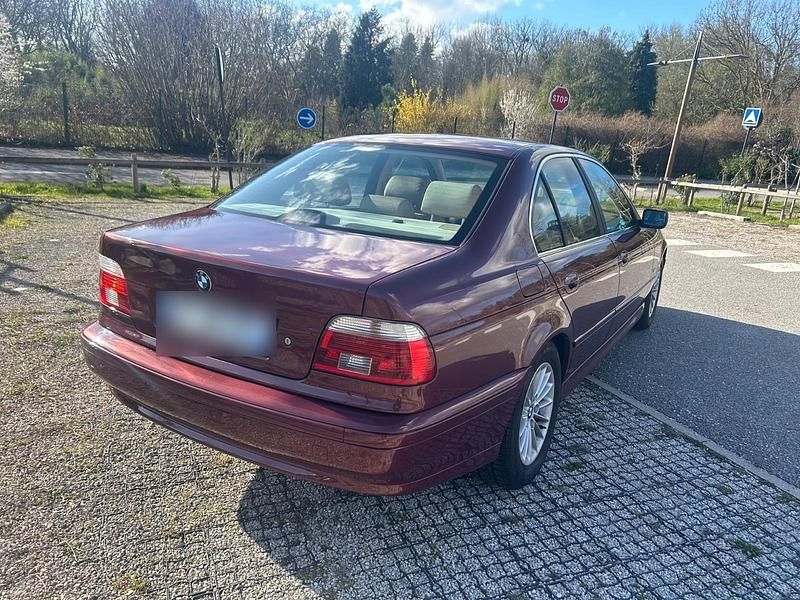 Second-hand BMW 525 192 CP (141 kW) 2001 Berlinǎ