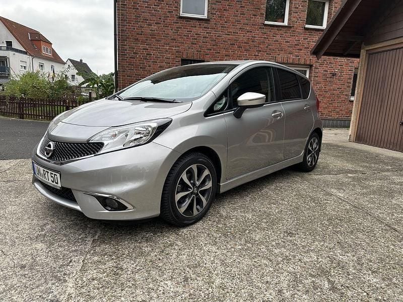 Silber Gebraucht 2016 Nissan Note S Van / Kleinbus | 11.999 € (Fairer Preis) - Bild 1/4