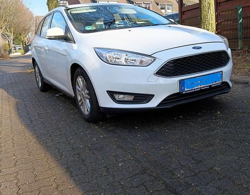 Gebraucht Ford Focus Business Edition 95 PS (69 kW) 2017 Weiß Kombi