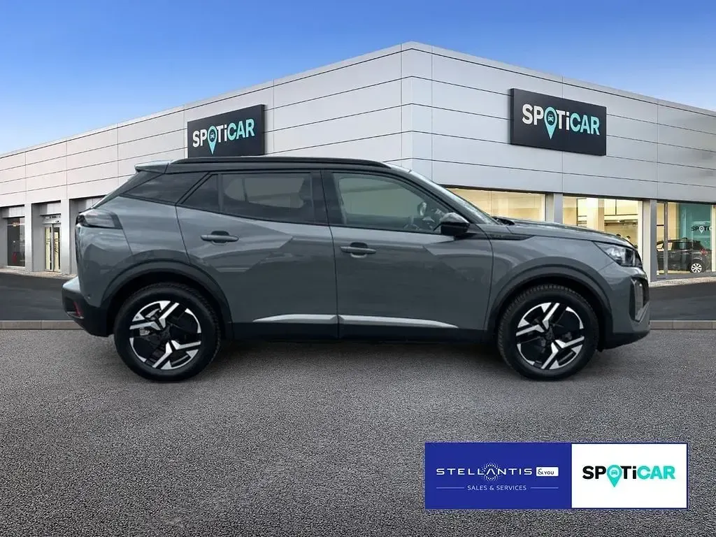 Gebraucht Peugeot 2008 GT 131 PS (96 kW) 2024 Grau SUV