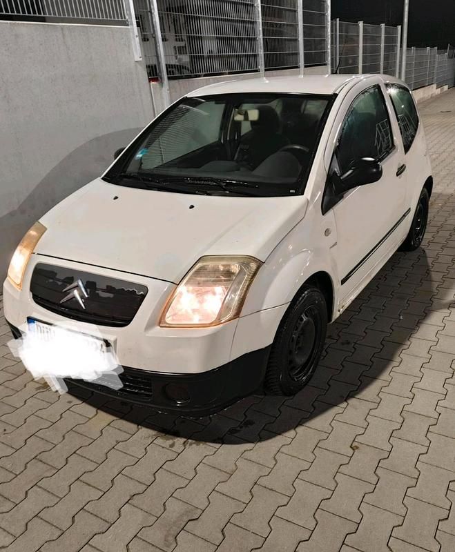 Weiß Gebraucht 2004 Citroën C2 Kleinwagen | 530 € (Superpreis) - Bild 1/4