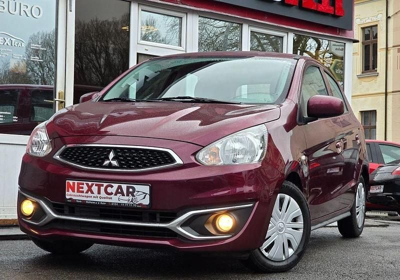 Gebraucht Mitsubishi Space Star Diamant Edition 71 PS (52 kW) 2016 Rot Kleinwagen