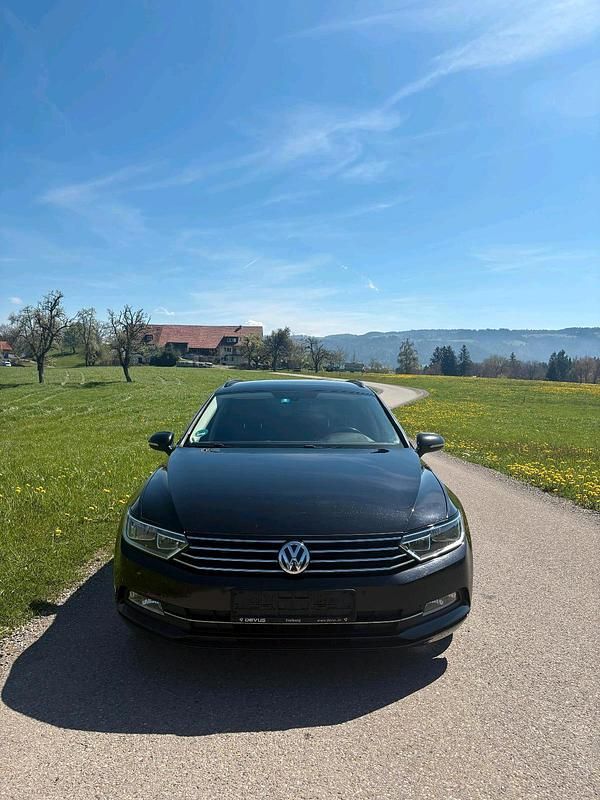 Gebraucht VW Passat 121 PS (88 kW) 2015 Kombi