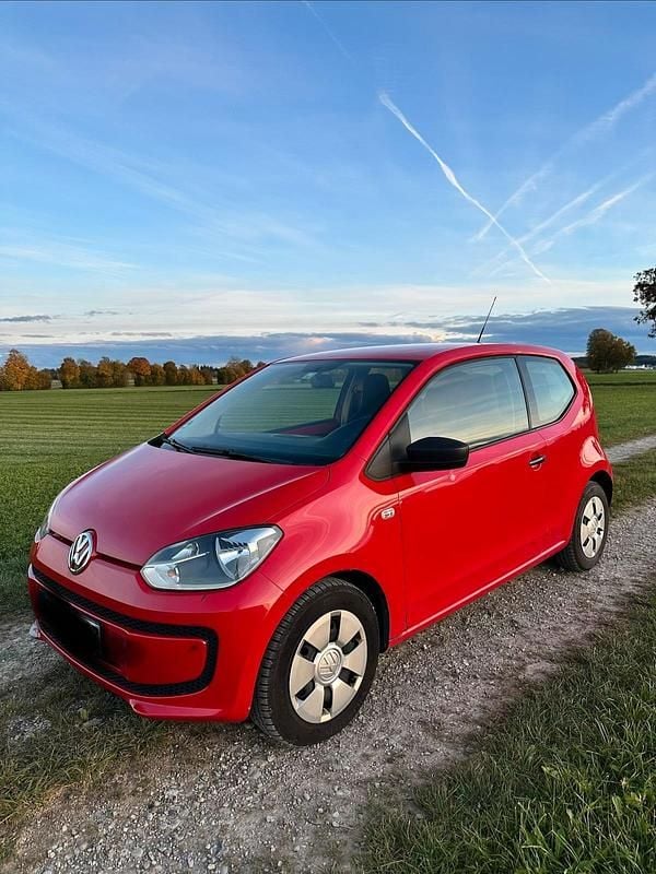 Rot Gebraucht 2011 VW up! Kleinwagen | 2.900 € (Guter Preis) - Bild 1/4