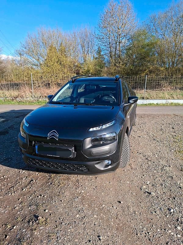 Gebraucht Citroën C4 Cactus Feel 82 PS (60 kW) 2018 Schwarz Kleinwagen