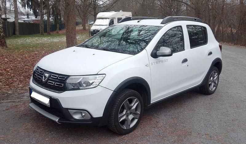 Gebraucht Dacia Sandero Stepway 73 PS (53 kW) 2019 Weiß Limousine