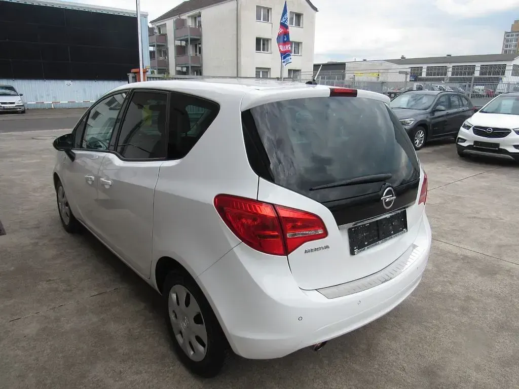 Gebraucht Opel Meriva drive 120 PS (88 kW) 2016 Weiß Van / Kleinbus