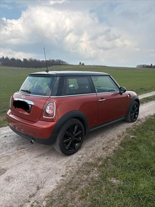 Gebraucht Mini Cooper 122 PS (89 kW) 2012 Orange Kleinwagen